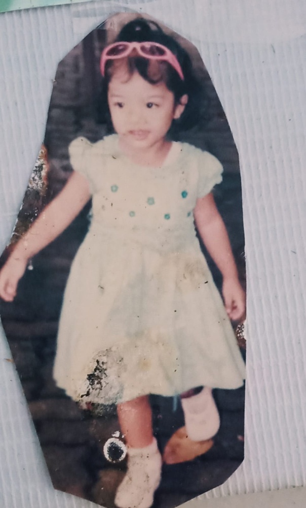 Dewi Masa Kecil 3
